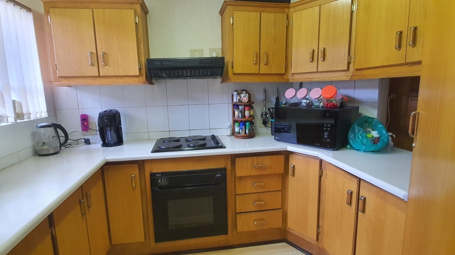 2 Bedroom Property for Sale in Kiepersol Free State